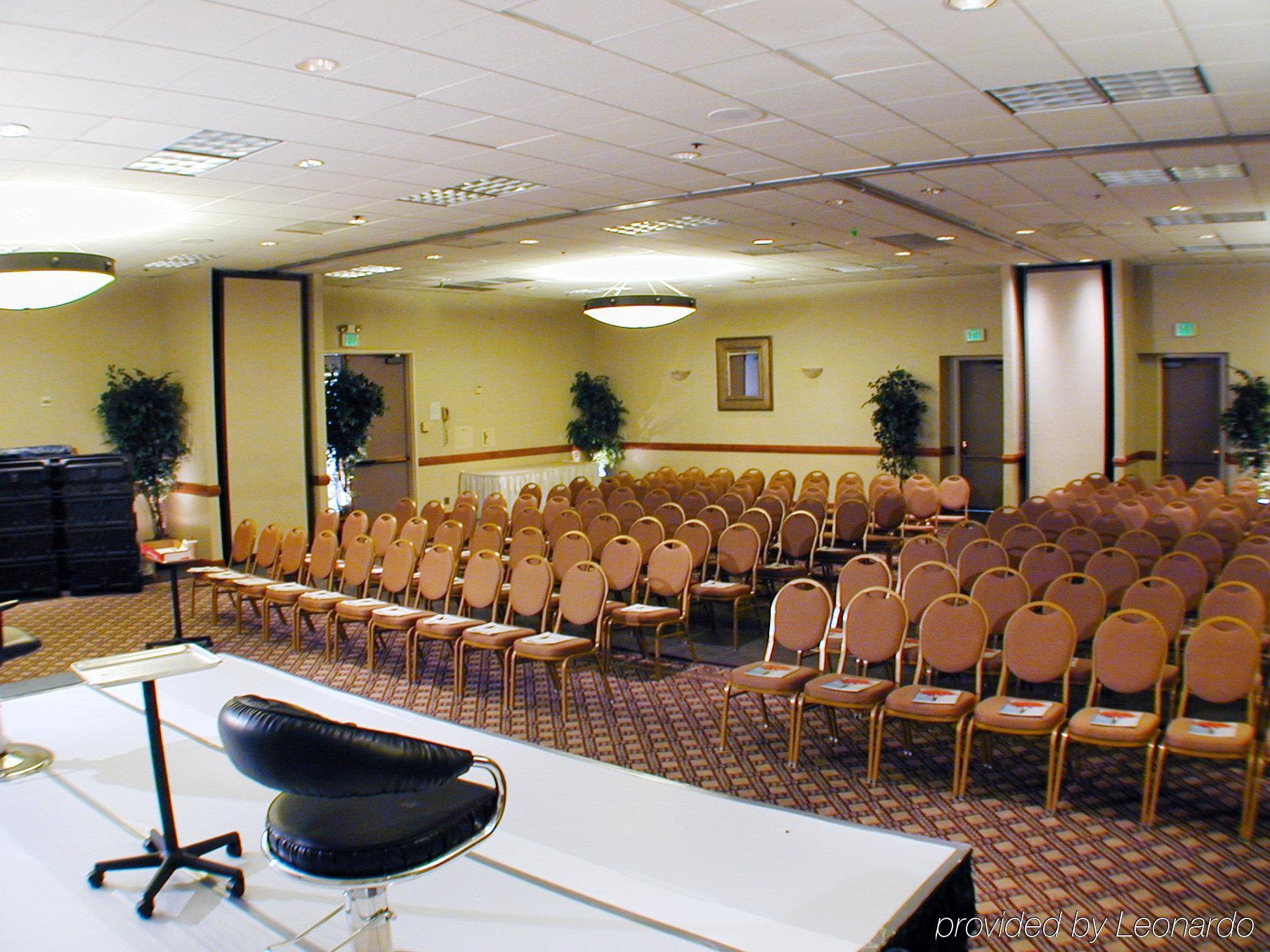 Holiday Inn La Mirada Buena Park By Ihg מתקנים תמונה