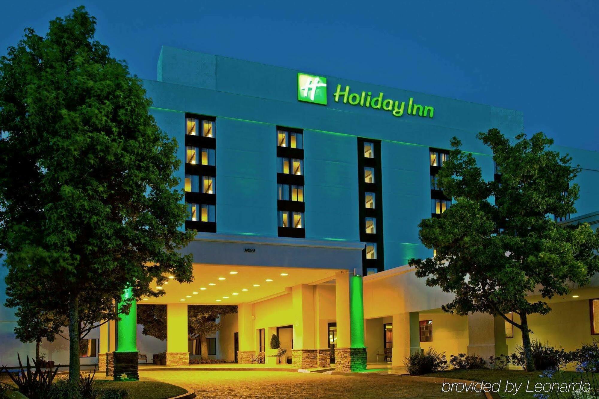 Holiday Inn La Mirada Buena Park By Ihg מראה חיצוני תמונה